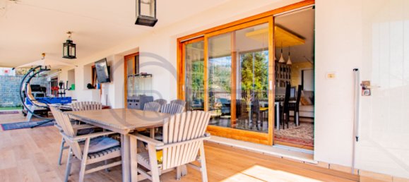 3 bedrooms Apartment in Trieste, Italy No. 53880 2