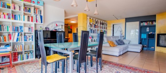 3 bedrooms Apartment in Trieste, Italy No. 53880 9