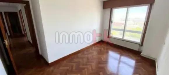 3 chambres Appartement à A Coruna, Spain No. 182639 5