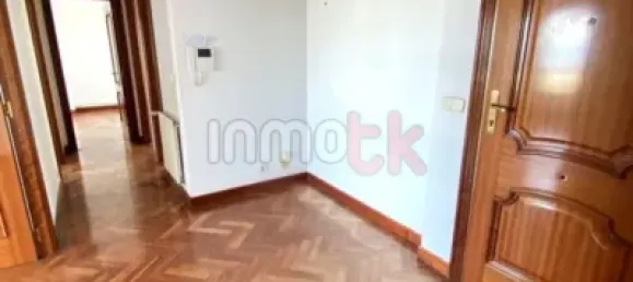 3 chambres Appartement à A Coruna, Spain No. 182639 3