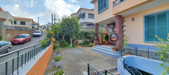 4 bedrooms House in Funchal, Portugal No. 17228 17