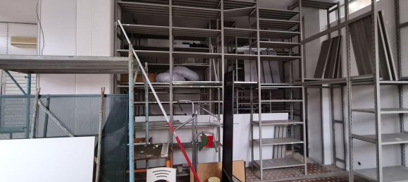 Gewerbliche Immobilie in Arcola, Italy 81m², Nr. 172411 6