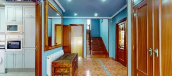 5 bedrooms House in Villarcayo, Spain No. 138777 37