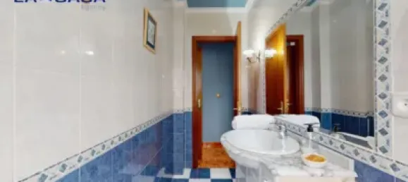 5 bedrooms House in Villarcayo, Spain No. 138777 14