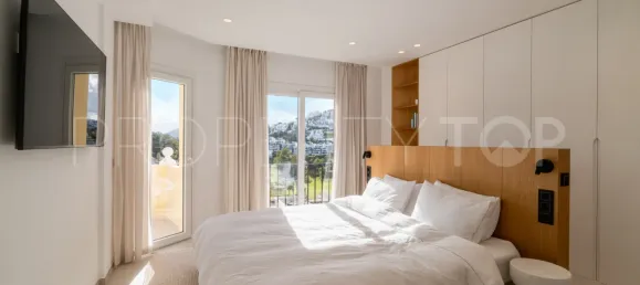 3 bedrooms Penthouse in La Quinta, Spain No. 177779 11