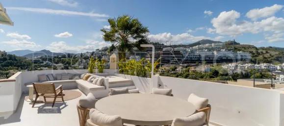 3 bedrooms Penthouse in La Quinta, Spain No. 177779 7