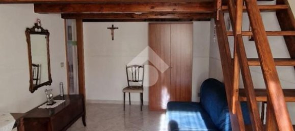 2 rooms Apartment in Giffoni Sei Casali, Italy No. 295226 8