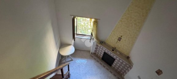 2 rooms Apartment in Giffoni Sei Casali, Italy No. 295226 4