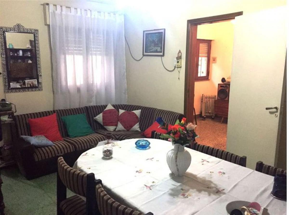 Дом с 2 спальнями в Буэнос-Айрес, Аргентина № 81506