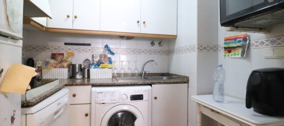 Apartamento de 3 dormitorios en Torrevieja, Spain No. 179543 4