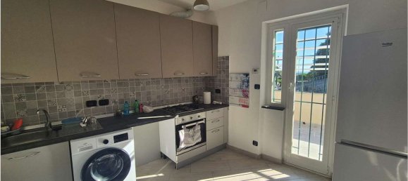 5 Schlafzimmer Wohnung in Genoa, Italy, Nr. 358057 6