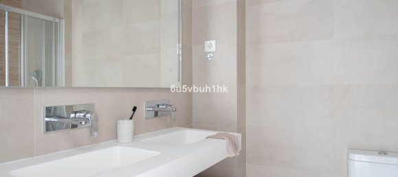 2 chambres Penthouse à Torremolinos, Spain No. 147123 13