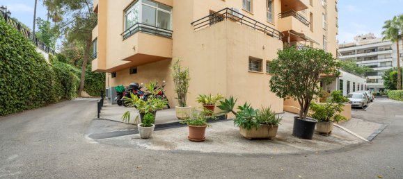 4 chambres Appartement à Marbella, Spain No. 239350 3