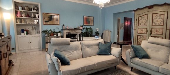 6-salle Appartement à Turin, Italy No. 46363 17