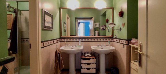 6-salle Appartement à Turin, Italy No. 46363 32