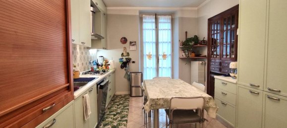 6-salle Appartement à Turin, Italy No. 46363 36