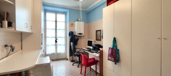 6-salle Appartement à Turin, Italy No. 46363 46