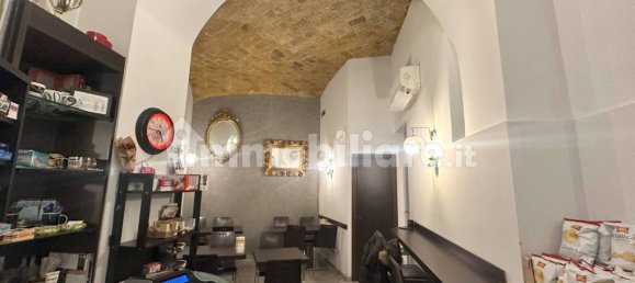 Propiedad comercial de 3 habitaciónes en Rome, Italy No. 121782 7