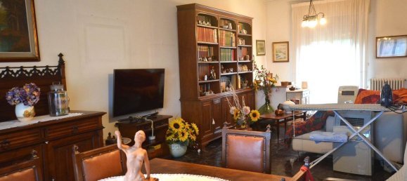 6 rooms Apartment in San Casciano in Val di Pesa, Italy No. 98809 8