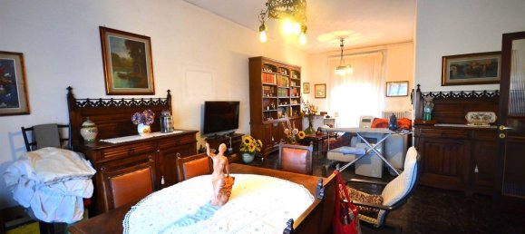 6 rooms Apartment in San Casciano in Val di Pesa, Italy No. 98809 9