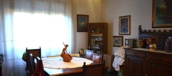 6 rooms Apartment in San Casciano in Val di Pesa, Italy No. 98809 12