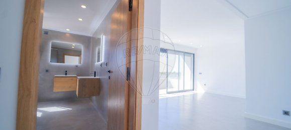 5 غرف نوم منزل في Quarteira, Portugal رقم 33052 19