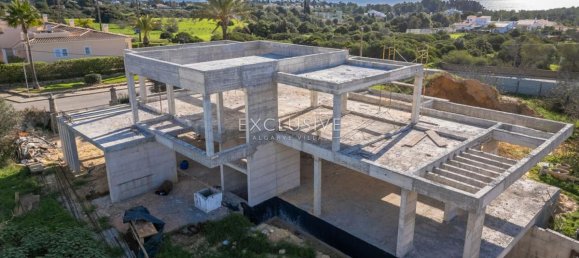 5 Schlafzimmer Villa in Lagoa, Portugal, Nr. 7649 2