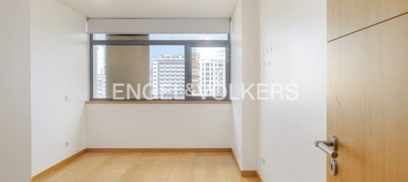 2 bedrooms Apartment in Lisbon, Portugal No. 12166 13