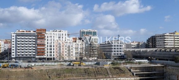 2 bedrooms Apartment in Lisbon, Portugal No. 12166 23