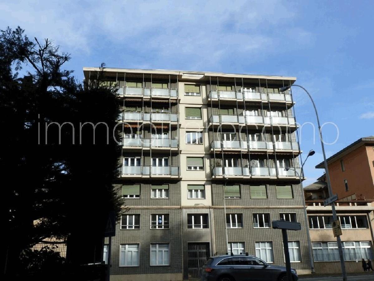 3 bedrooms Apartment in Como, Italy No. 276945
