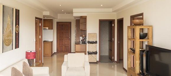 3 bedrooms Condo in Pattaya, Thailand No. 128 2