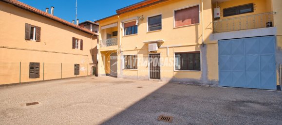 5 rooms House in Novara, Italy No. 305126 9