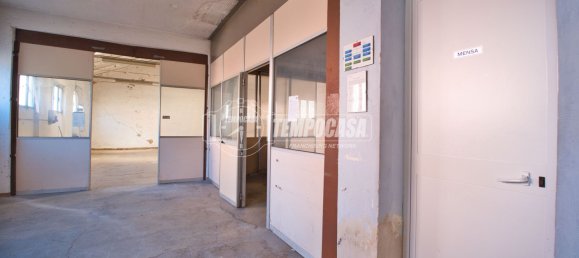 5 rooms House in Novara, Italy No. 305126 35