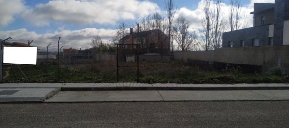 Земельный участок 600м² в Самора, Испания № 111921 2