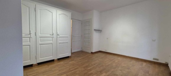 Casa de 3 dormitorios en Outreau, France No. 215646 5