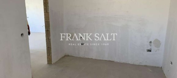 1 bedroom Penthouse in Ta' Xbiex, Malta No. 3017 7