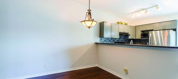 شقة 2 غرف نوم في Burlington, Canada رقم 847 9