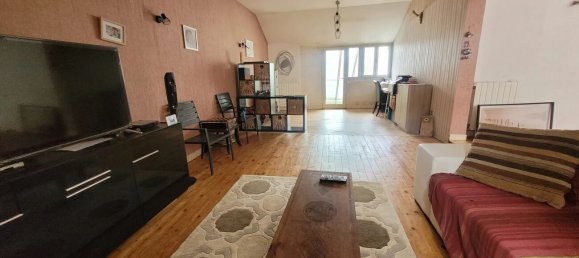 Moradia em banda de 9 divisões em Villers-Cotterets, France N.º 93379 3