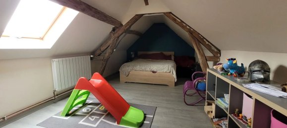 Moradia em banda de 9 divisões em Villers-Cotterets, France N.º 93379 9