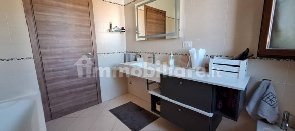 3 bedrooms Apartment in Chiaravalle, Italy No. 374202 26