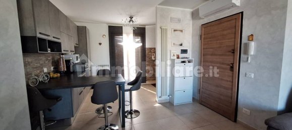 3 bedrooms Apartment in Chiaravalle, Italy No. 374202 7