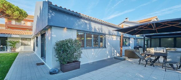 3 bedrooms House in Cascais, Portugal No. 44870 2