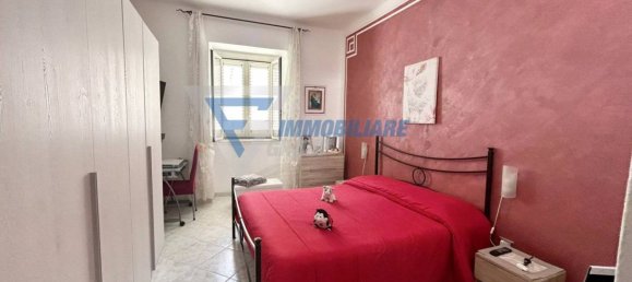 Apartamento de 2 dormitorios en Syracuse, Italy No. 280796 4