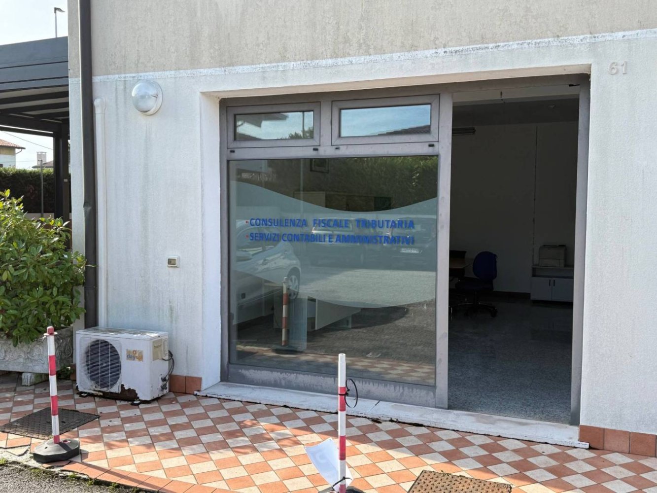 1-Zimmer Gewerbliche Immobilie in Fossò, Italy, Nr. 360365