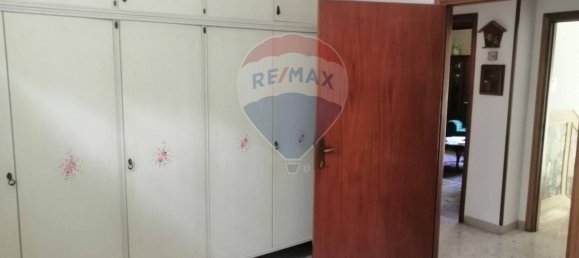 Дом с 4 комнатами в Фолиньо, Италия № 146284 24