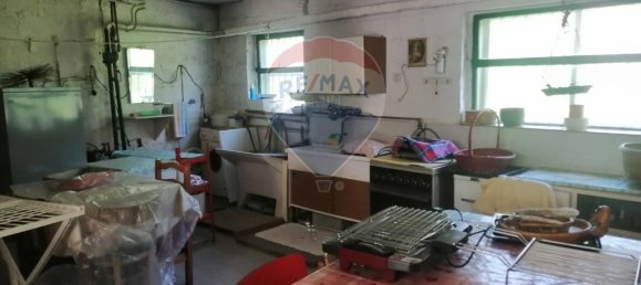 Дом с 4 комнатами в Фолиньо, Италия № 146284 30