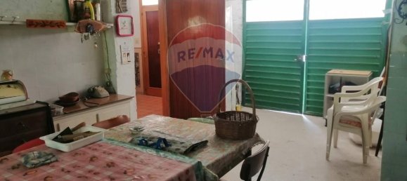 Дом с 4 комнатами в Фолиньо, Италия № 146284 27