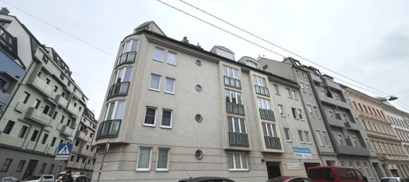 موقف سيارات في Wahring, Austria رقم 23337 8