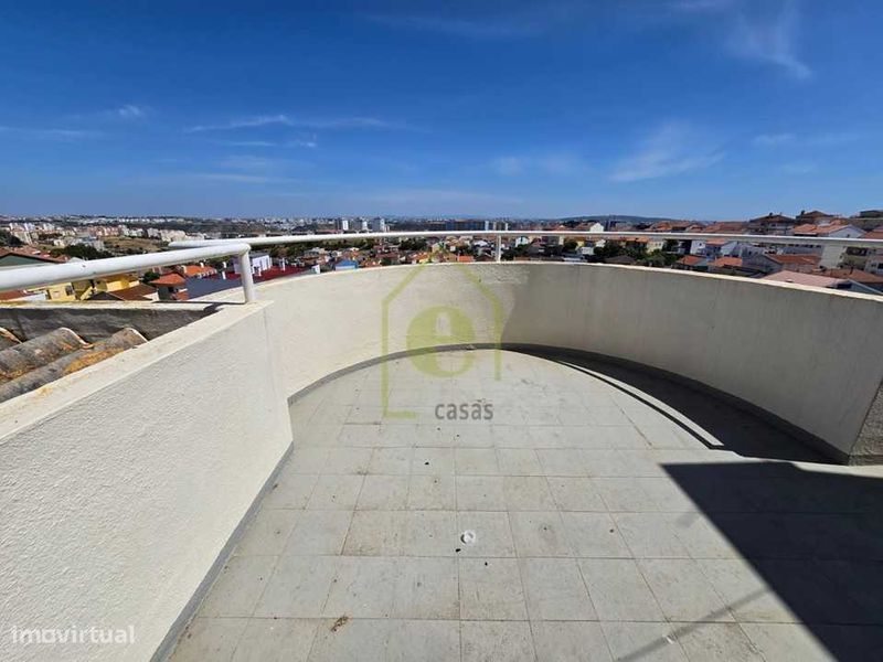 2 chambres Appartement à Odivelas, Portugal No. 248933