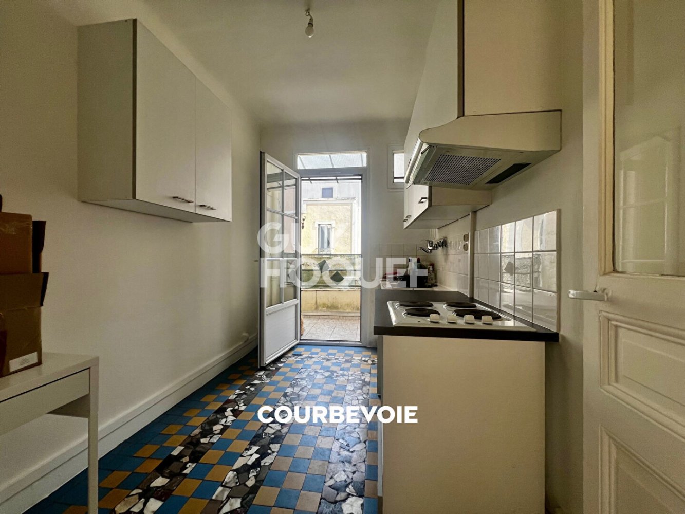 Apartamento de 1 dormitorio en Courbevoie, France No. 182896